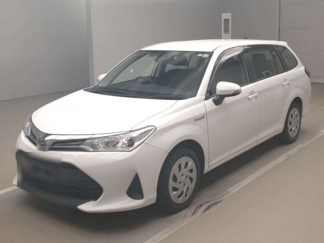 50095 Toyota Corolla fielder NKE165G 2018 г. (TAA Kantou)